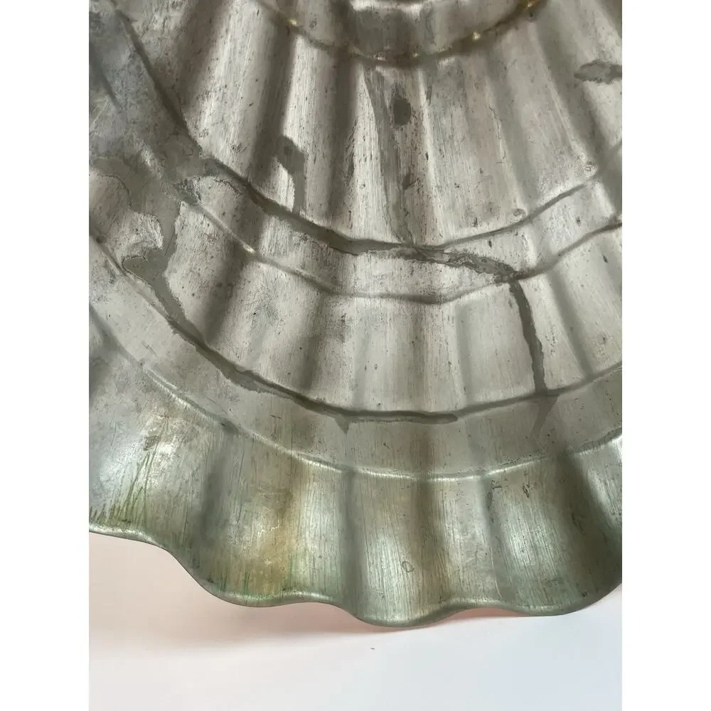 Vintage Copper Shell Mold Or Wall Decor 12” Tin Lined - Has Wall Hanging Hook